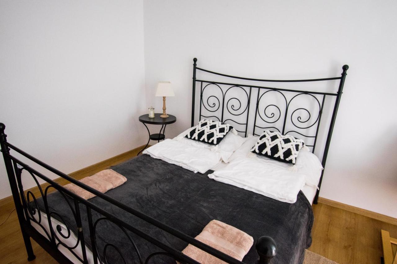 شقة ستالوفا فولا  في Color 24 Apartament V المظهر الخارجي الصورة